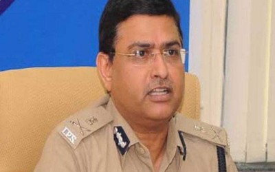 CBI squabbles come to fore as top officials charge each other with bribery slurs 