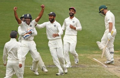 India on brink of victory, Pat Cummins remains Australia's bright spot