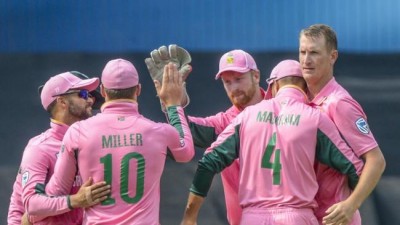 South Africa fined for slow over-rate in Johannesburg ODI