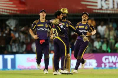 Kolkata Knight Riders beat Kings XI Punjab in high scoring IPL match, stay alive in contest