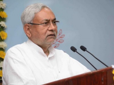 Won't compromise with communalism: Nitish Kumar