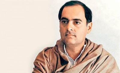 Sonia, Rahul, Priyanka pay tribute to former PM Rajiv Gandhi on birth anniversary
