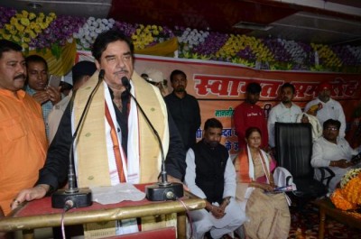 Shatrughan Sinha thanks lawyers for providing legal support to Lalu Prasad