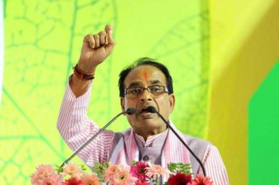 Tight battle between Congress,BJP in Madhya Pradesh, predicts exit-polls
