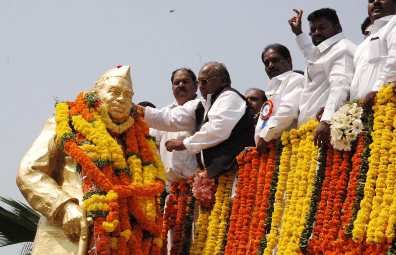 India in Politics: APR 5, 2019