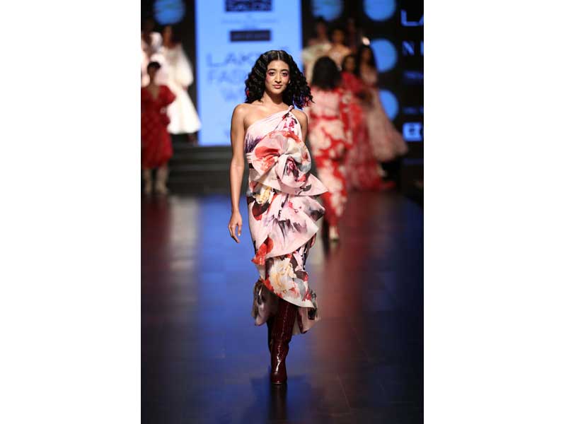 LFW: Yami Gautam showstopper for Designer Gauri & Nainika