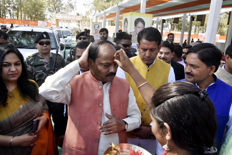 Jharkhand CM gets traditional welcome