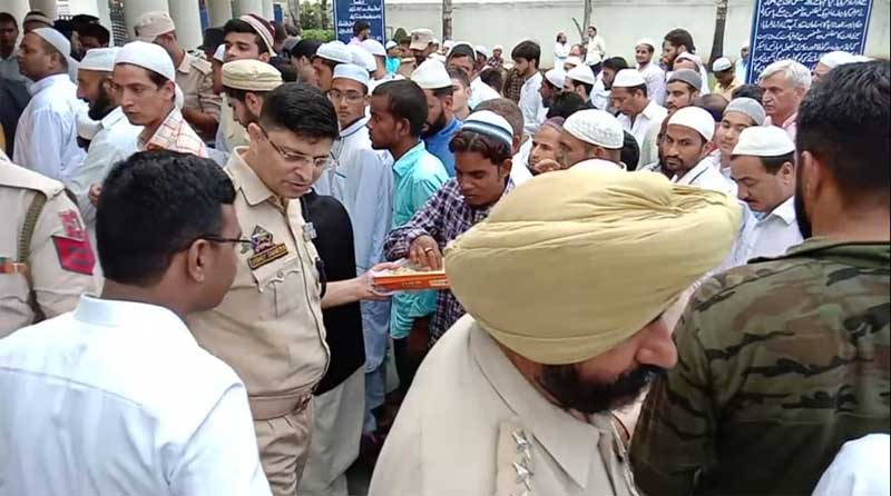 Muslims offer prayers in Jammu and Kashmir on Eid