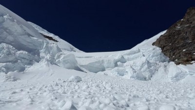 Jammu and Kashmir: Avalanche hits Ladakhâ€™s Khardung La pass, five dies