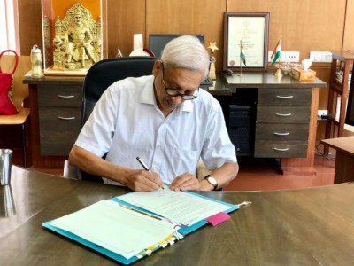 Human mind can overcome any disease: Manohar Parrikar writes special message from AIIMS on World Cancer Day