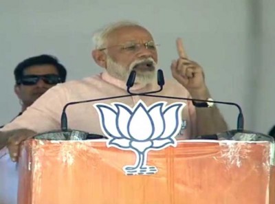 2019 election will be significant, Narendra Modi asks people to chose a â€œImandar or Vrastachar govtâ€