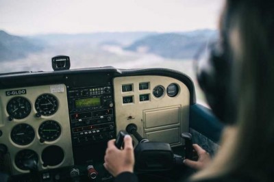 One killed, three injured in helicopter crash in NW Iran