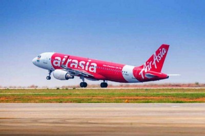 Air Asia woman staffer suffer minor injury in freak accident at airport