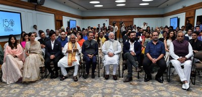 Modi's evening date with Bollywood celebrities