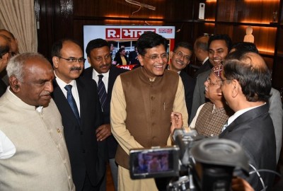 Union Minister Piyush Goyal will present interim budget today