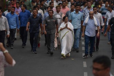 TMC sees 'outsiders' plot' behind violence in Amit Shah's Kolkata rally, submits video footage to EC