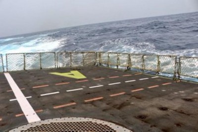 Cyclone Fani: Indian Navy intensifies rescue operations in Odisha