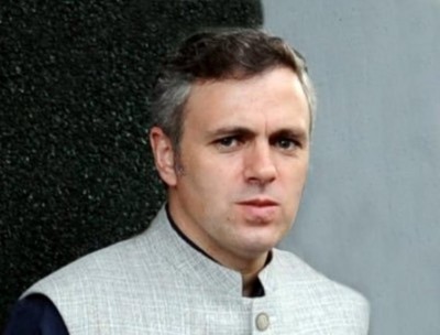 Omar Abdullah condemns killing of woman SPO in Shopian 