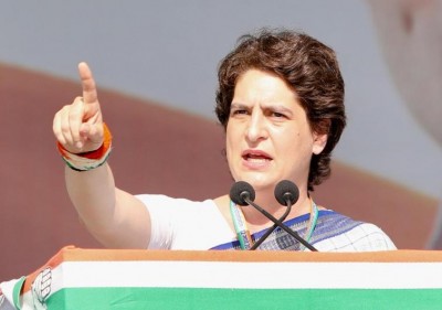 Priyanka Gandhi makes her debut speech in Gujarat, targets PM 