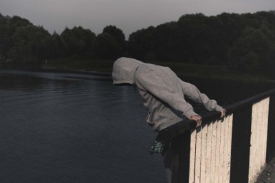 Hyderabad: Two girl students commit suicide