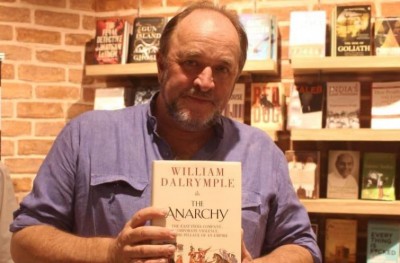 Starmark organises signing session of William Dalrymple's book The Anarchy- The Relentless Rise of the East India Company