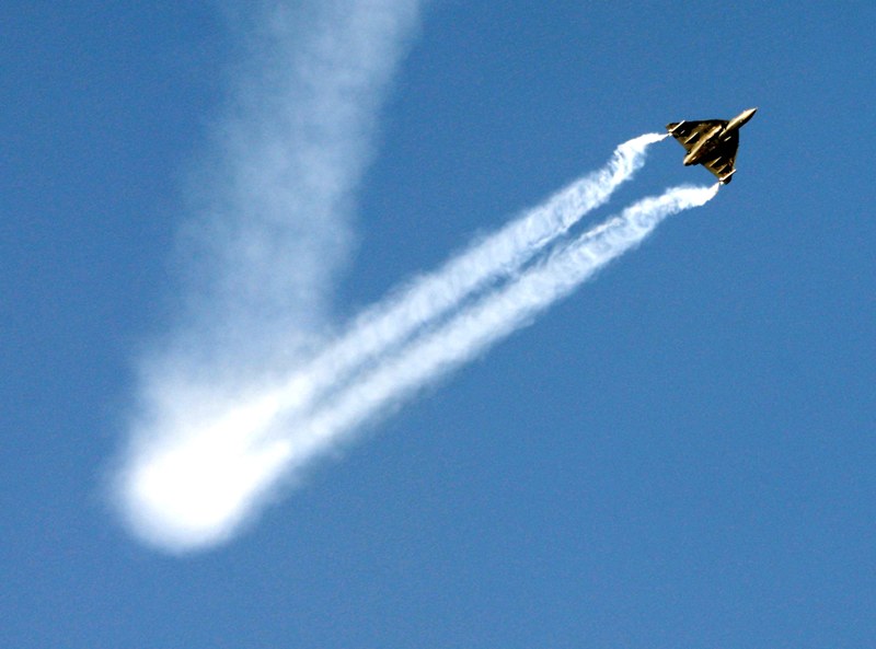 Rafale fighter participating in flypast during Aero India '19 