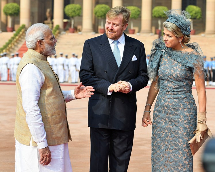 King Willem-Alexander and Queen Maxima of Netherlands pay homage to Mahatma Gandhi