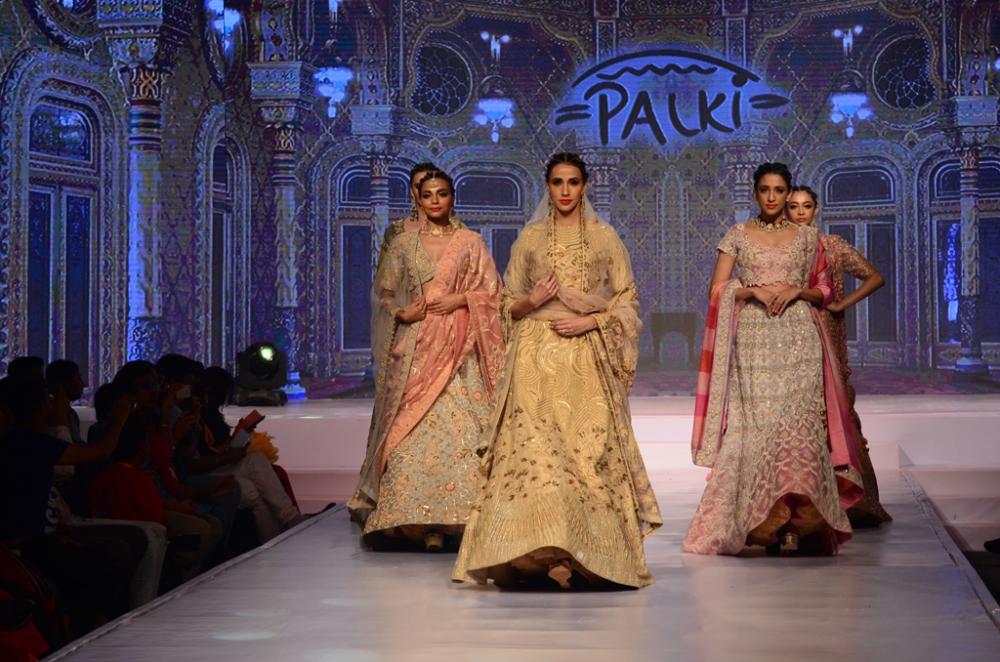 Vaani Kapoor walks the ramp at Kolkata Fashion Expo