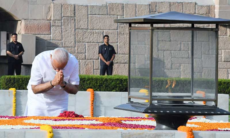 PM Modi pays homage to Mahatma Gandhi at Rajghat