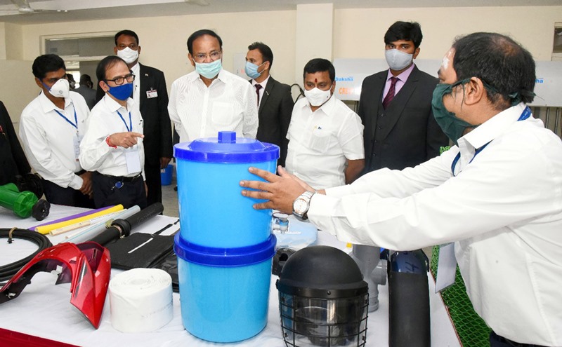 M Venkaiah Naidu interacting with faculty of Central Institute of Petrochemicals Engineering and Technology