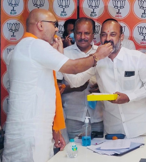 Telangana BJP President Bandi Sanjay Kumar celebrating victory of GHMC in Hyderabad