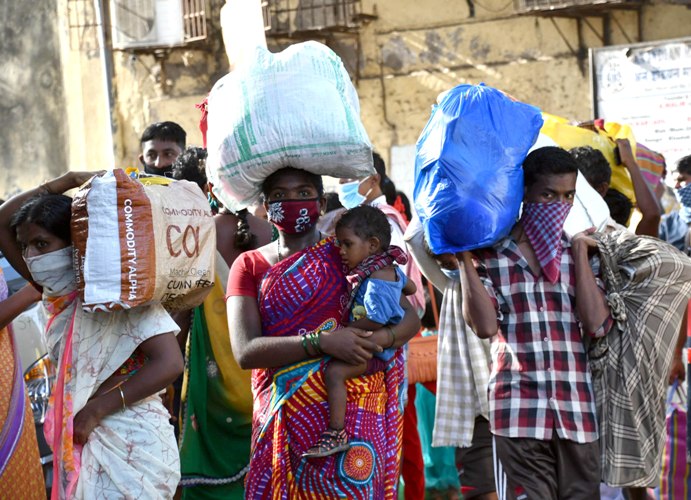 Stranded migrant workers return homes in special trains
