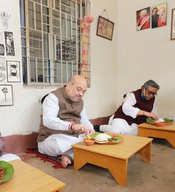 West Bengal: Amit Shah participates in Bolpur roadshow