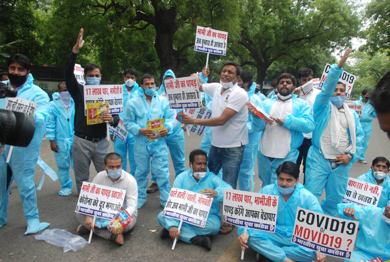 Bhabiji Papad: Indian Youth Congress workers protest in New Delhi
