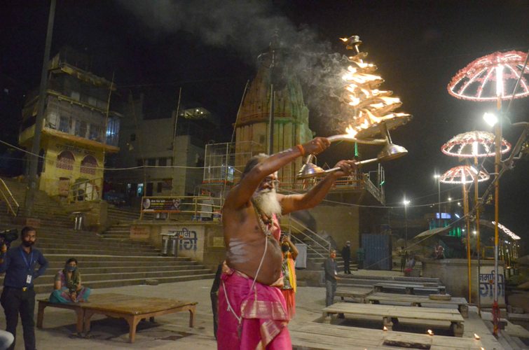 IndiaFightsCorona: Glimpses of the Tenth Day of lockdown