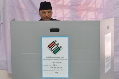 President Kovind casts his vote in Delhi elections