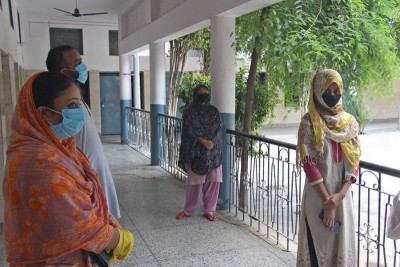 New Delhi: COVID-19 testing centre opened in Shaheen Bagh school