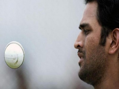 MS Dhoni did a commendable job in carrying forward Ganguly's legacy: Waqar Younis