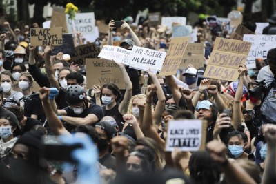 People attend memorial service of George Floyd