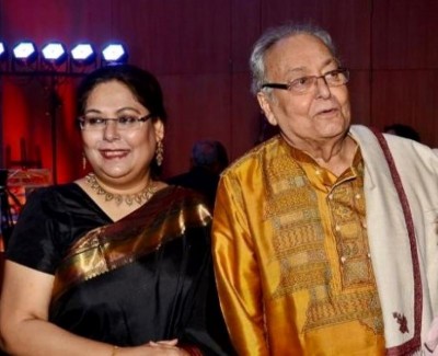 Soumitra Chattopadhyay's daughter Poulami appeals to all to show her father 'privacy and respect'