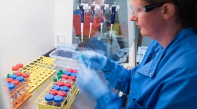 Guterres urges more countries to step up and fund global COVID-19 vaccine effort