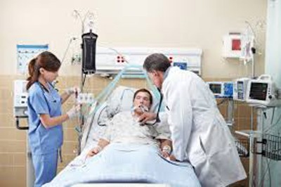 Steady rise in Ontario's COVID-19 cases burdens hospitals with ICU admissions surge