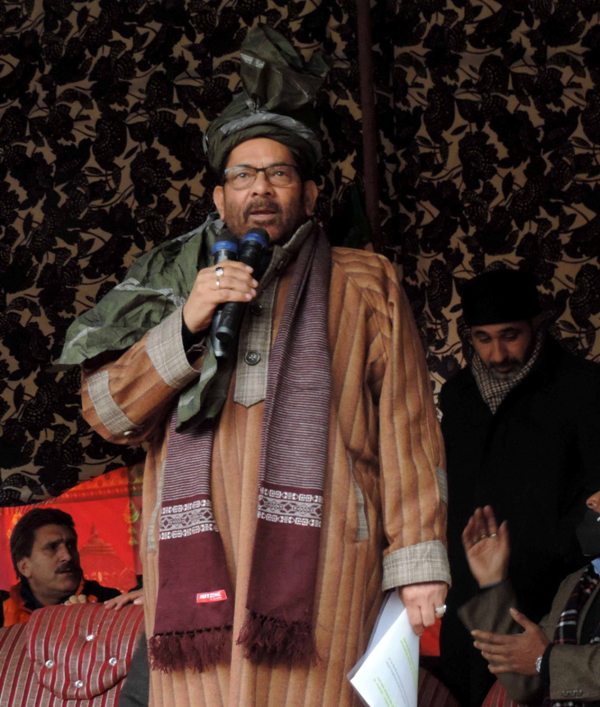 Mukhtar Abbas Naqvi addresses BJP workers in Kupwara