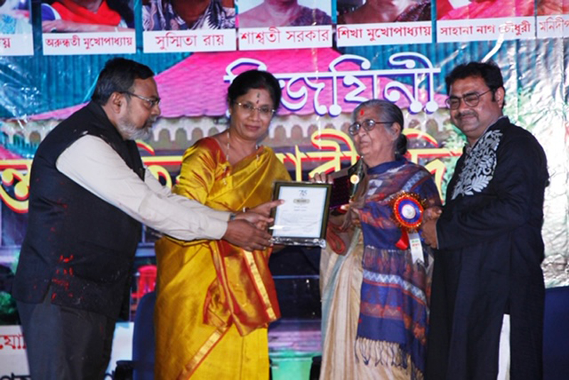 Press Club, Kolkata felicitates 8 women journalists and photo journalists on Women's Day