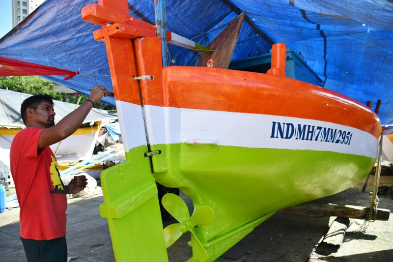 Mumbai fisherman celebrate Narali Purnima festiva