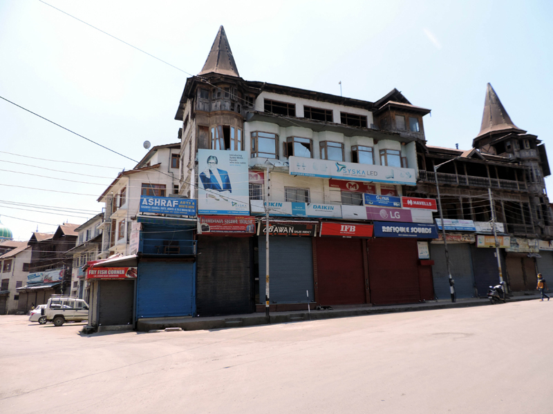 Deserted streets in Kashmir amid lockdown