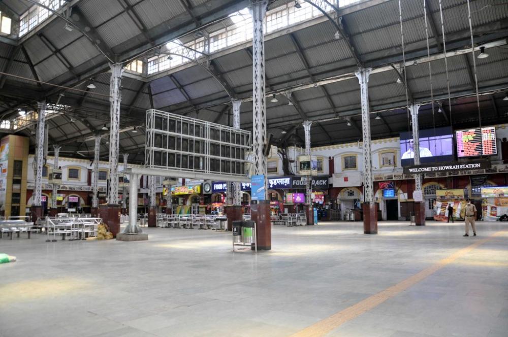 IndiaFightsCoronavirus: Kolkata observes Janata Curfew 