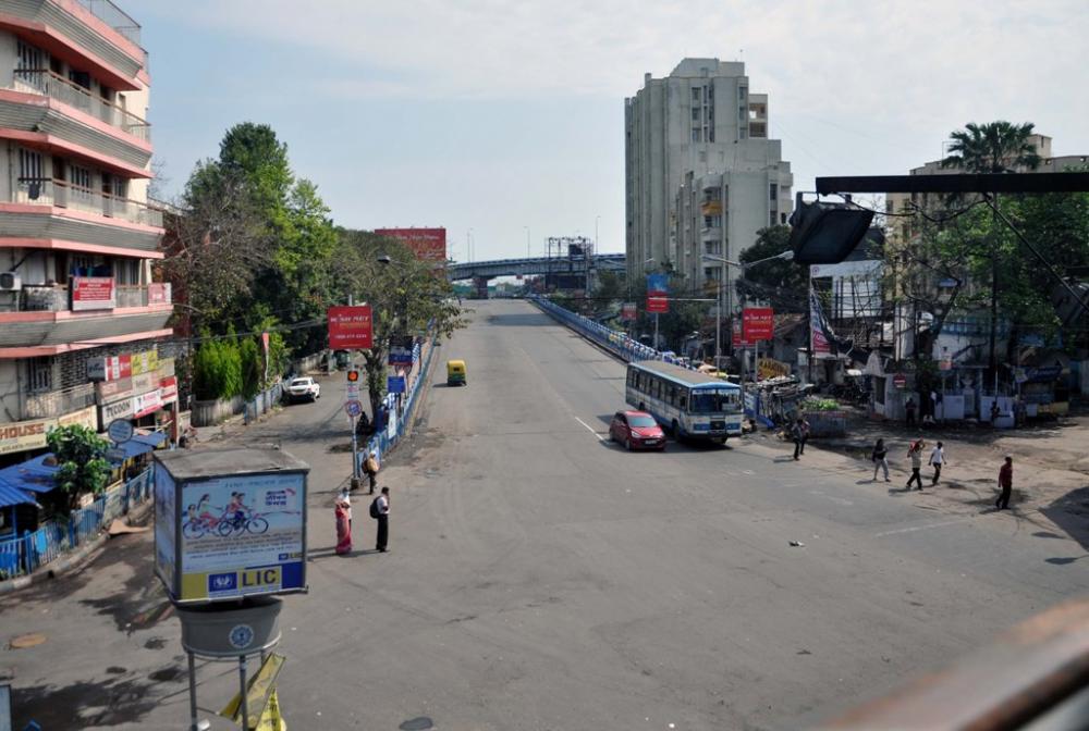 IndiaFightsCoronavirus: Kolkata observes Janata Curfew 