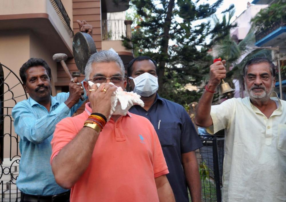 IndiaFightsCorona: West Bengal BJP chief Dilip Ghosh blows conch shell 