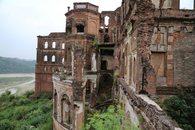 Jammu's historic Mubarak Mandi undergoing renovation